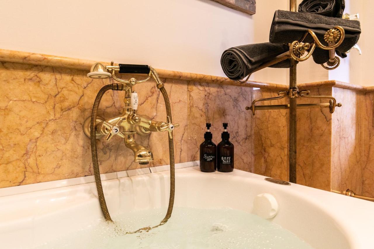 Klimt - Jacuzzi 5 Star - Luxury Design Apartment Milão Exterior foto